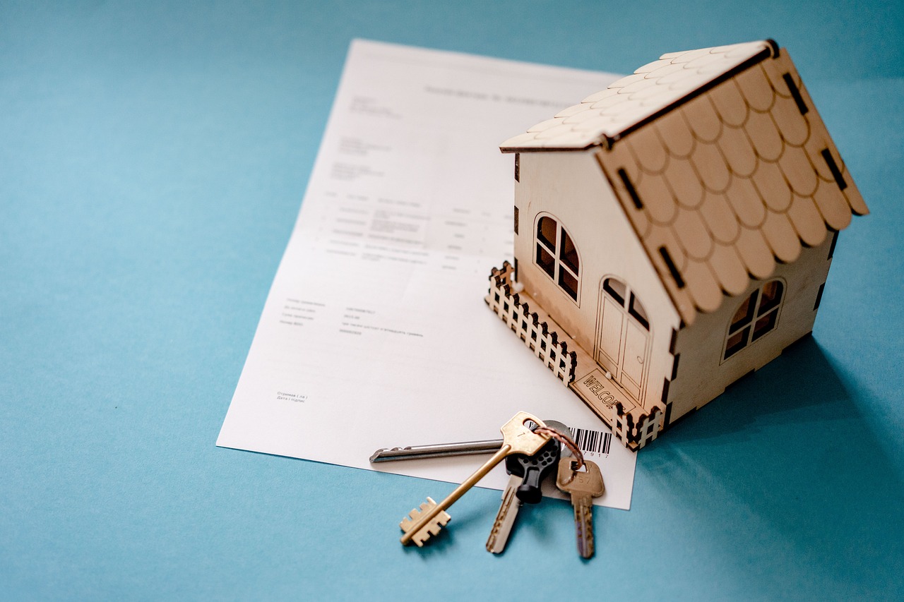 Immobilien kaufen und verkaufen: Braucht man einen Immobilienmakler?