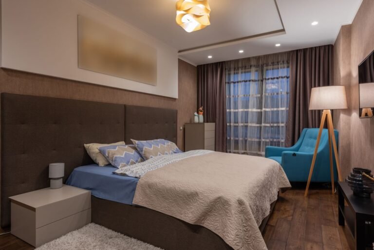 Kleines Schlafzimmer einrichten: Tipps für mehr Komfort